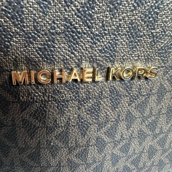 Michael Kors signature brown two handle tote bag with unique graphic  on front - Picture 8 of 13